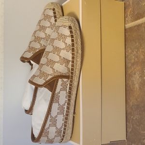 MICHAEL KORS Hastings Espadrilles Size 6